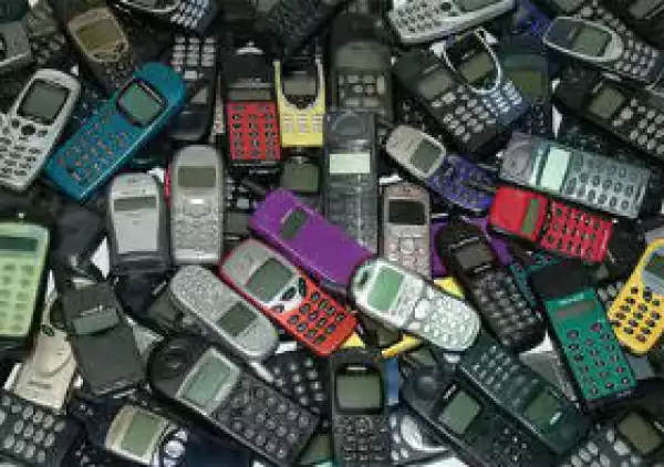Telecom Companies To Switch Off Network On Over 12.6 Million Fake Phones In Nigerian